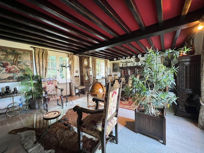 Maison - 137 m² - 7 pièces