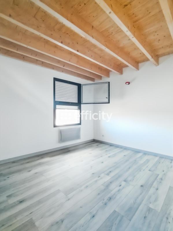 Appartement - 214 m² - 6 pièces