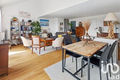 Appartement - 93 m² - 4 pièces