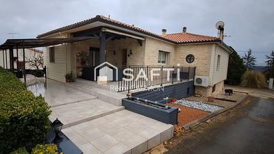 Maison - 118 m² - 5 pièces