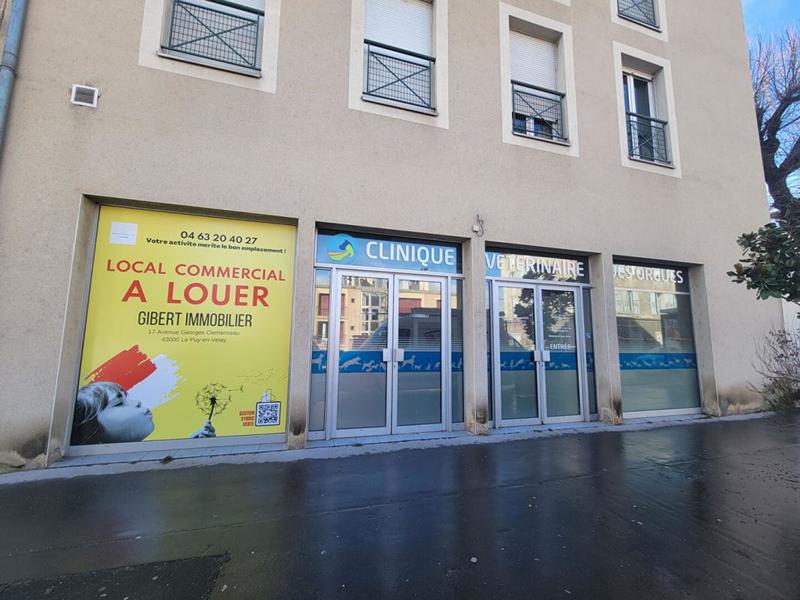 Local commercial - 204 m²