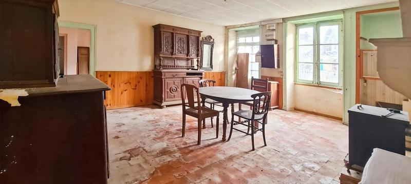 Demeure - 152 m² - 9 pièces