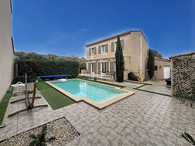 Maison - 103 m² - 5 pièces