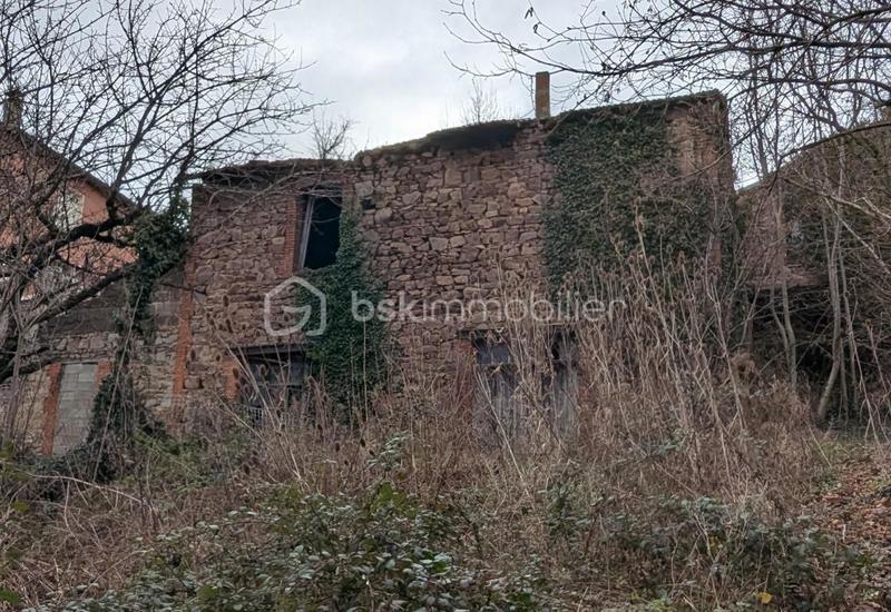 Maison - 180 m² - 1 pièce