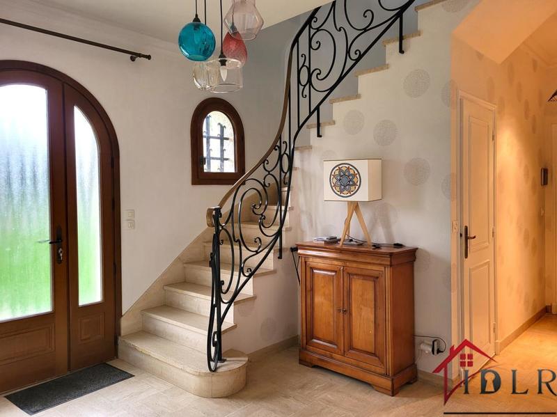 Maison - 175 m² - 5 pièces