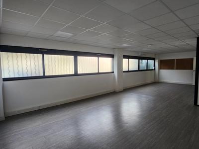 Bureau - 108 m² - 2 pièces