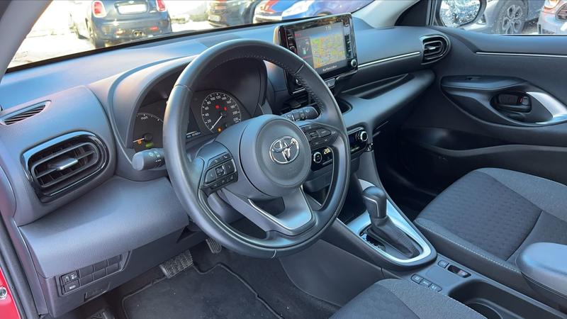 Toyota Yaris III 1.5 Vvti 116 Hybrid E-Cvt Business