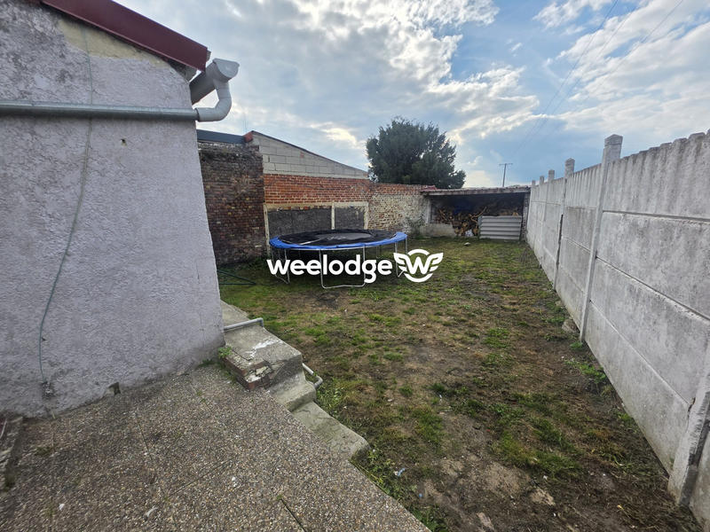 Maison - 94 m² - 5 pièces