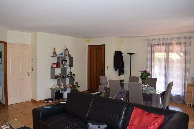 Maison traditionnelle - 95 m² - 4 pièces