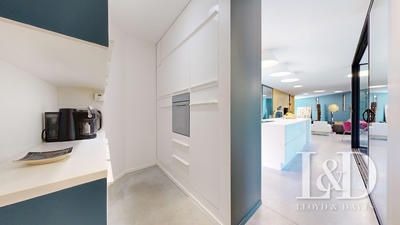 Maison - 185 m² - 7 pièces