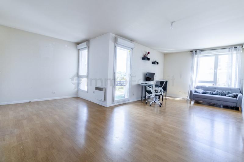 Appartement - 84 m² - 4 pièces