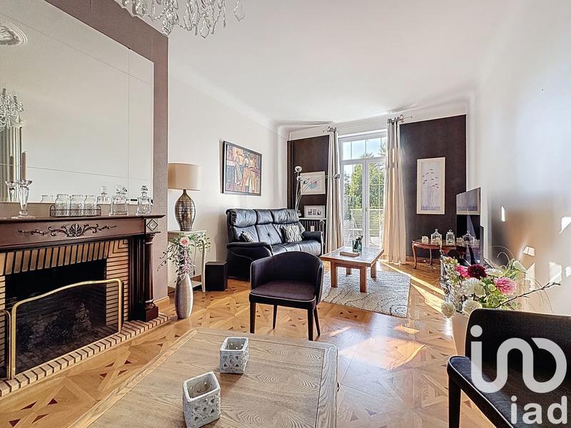 Maison de ville - 179 m² - 6 pièces