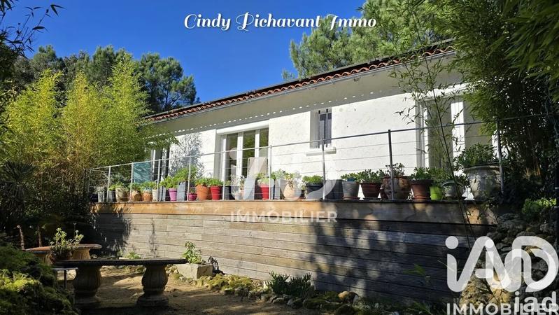 Maison - 166 m² - 8 pièces