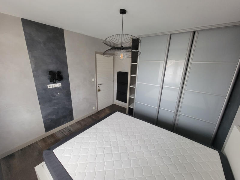 Appartement - 77 m² - 4 pièces