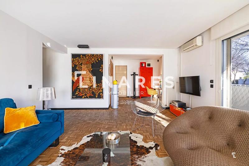 Appartement - 143 m² - 5 pièces