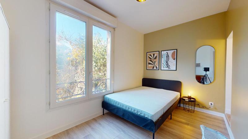 Appartement - 70 m² - 5 pièces