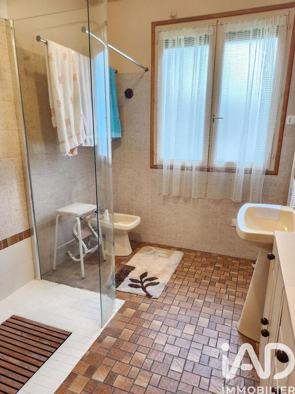 Maison - 136 m² - 5 pièces