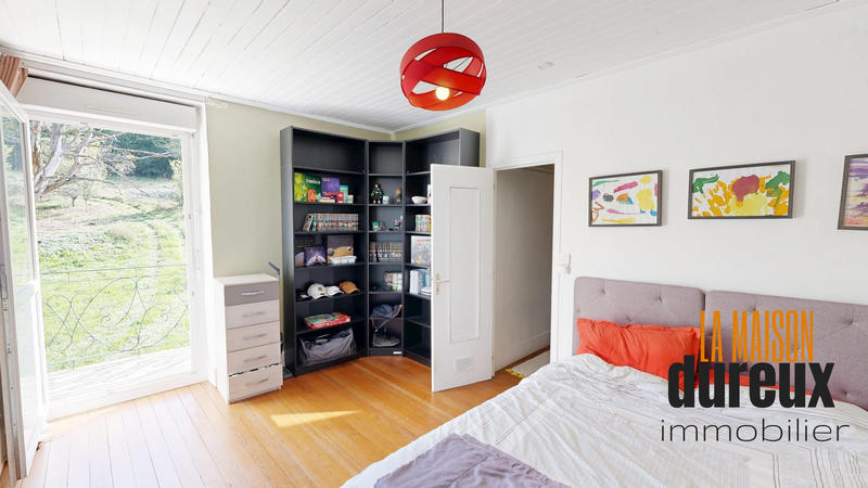 Maison - 100 m² - 4 pièces