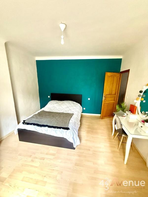 Appartement - 71 m² - 2 pièces