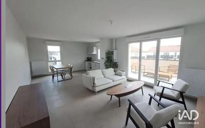 Maison - 84 m² - 4 pièces