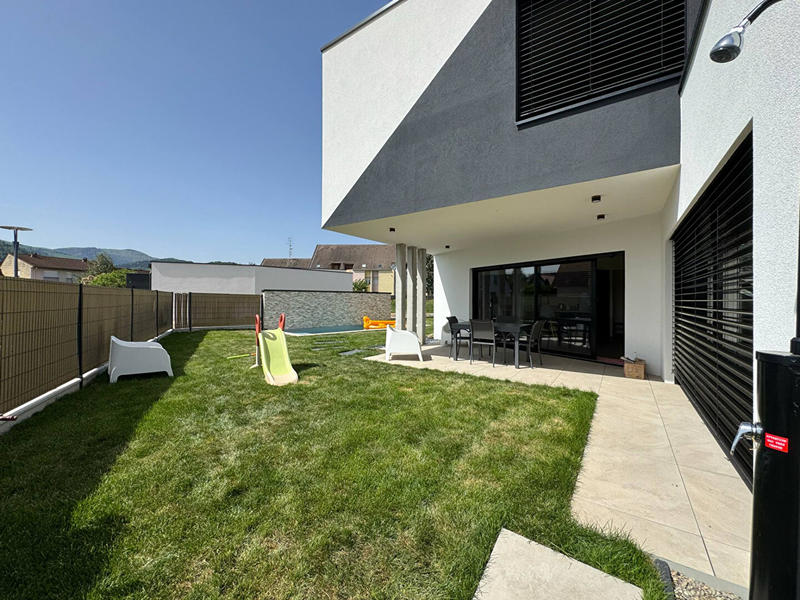 Maison - 170 m² - 6 pièces