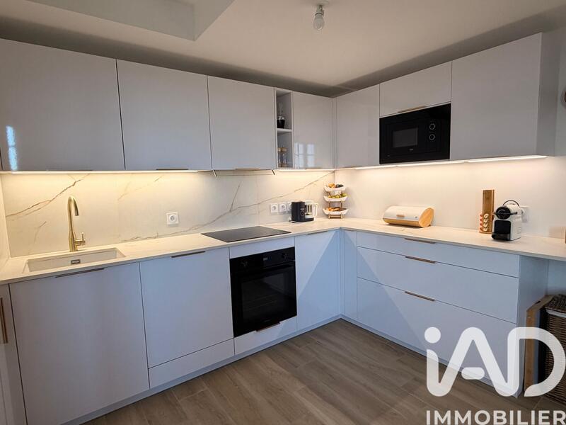 Duplex - 98 m² - 4 pièces