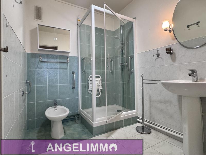 Appartement - 86 m² - 4 pièces