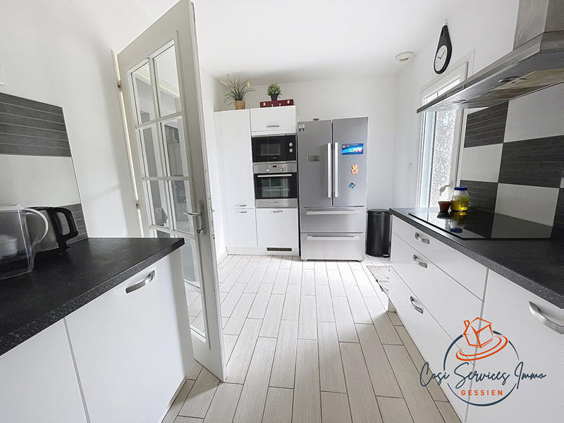 Maison - 135 m² - 7 pièces