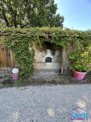 Maison traditionnelle - 282 m² - 14 pièces