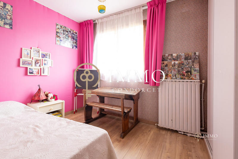 Maison - 130 m² - 8 pièces