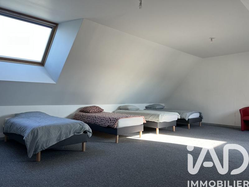 Maison - 217 m² - 7 pièces