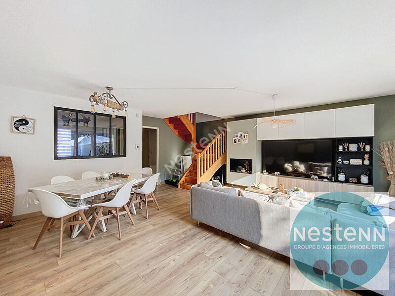 Maison - 103 m² - 4 pièces