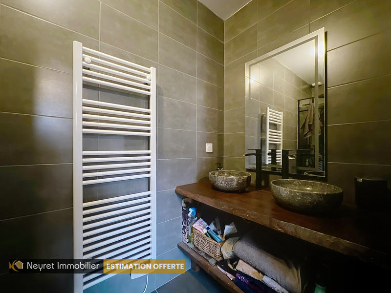 Maison - 121 m² - 5 pièces