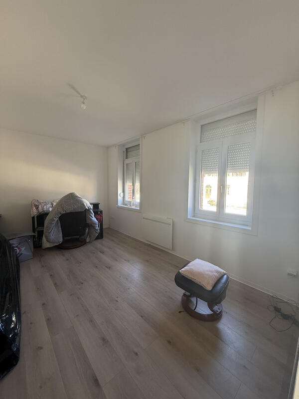 Maison - 97 m² - 3 pièces