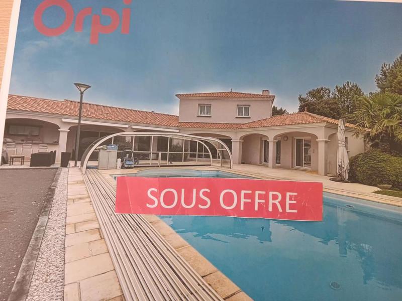 Villa - 225 m² - 5 pièces