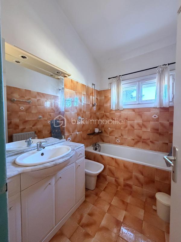 Villa - 102 m² - 5 pièces