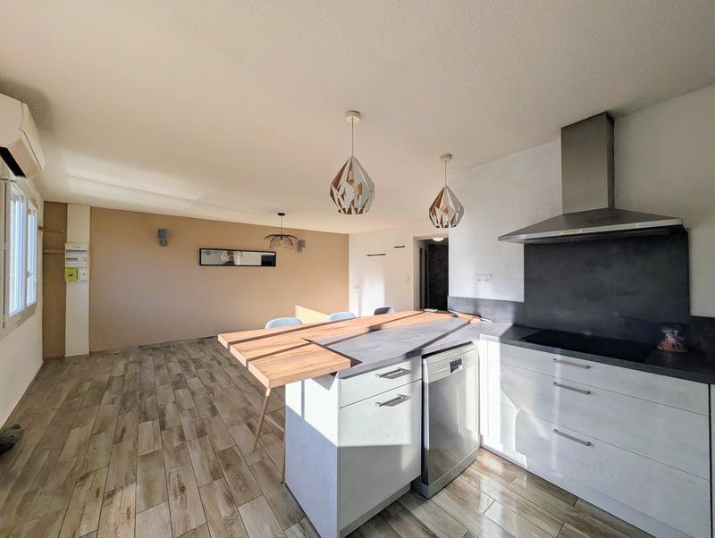 Appartement - 80 m² - 3 pièces