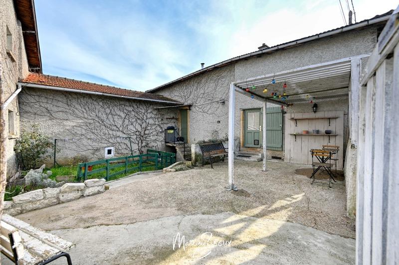 Maison - 101 m² - 5 pièces