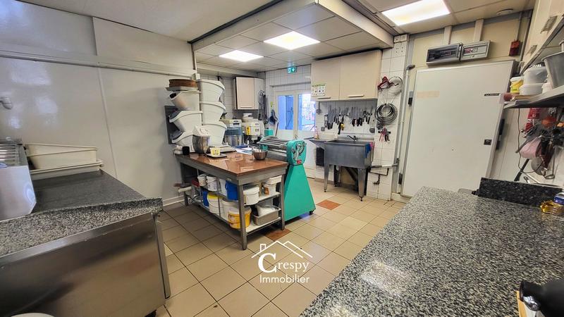 Fonds de commerce - Local commercial - 100 m²