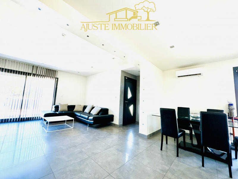 Maison - 96 m² - 4 pièces