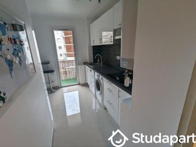 Chambre - 9 m² - 1 pièce