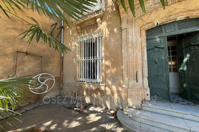 Maison de maîtres - 250 m² - 9 pièces