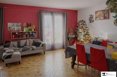 Maison traditionnelle - 108 m² - 4 pièces