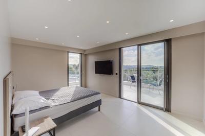 Villa - 265 m² - 7 pièces