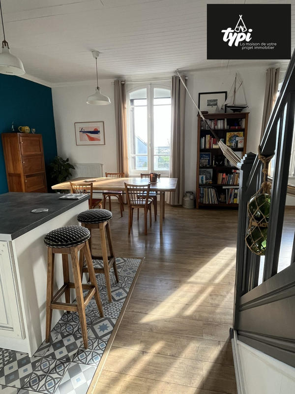 Maison - 103 m² - 5 pièces