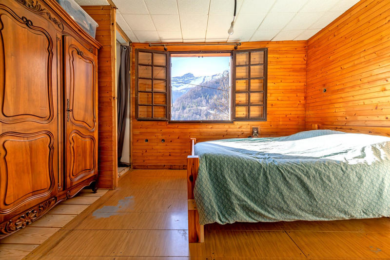 Maison - 90 m² - 6 pièces