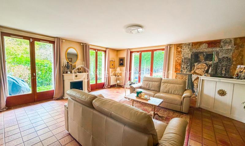 Appartement - 131 m² - 5 pièces