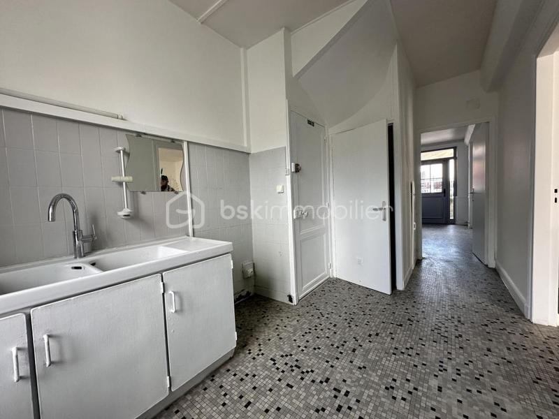 Immeuble - 110 m² - 5 pièces