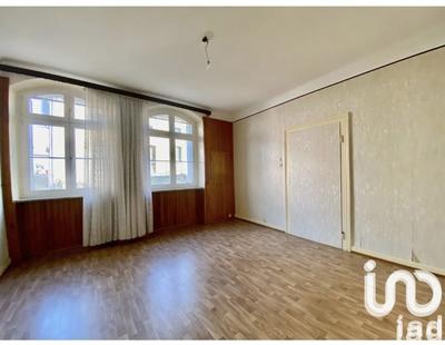 Maison - 115 m² - 10 pièces