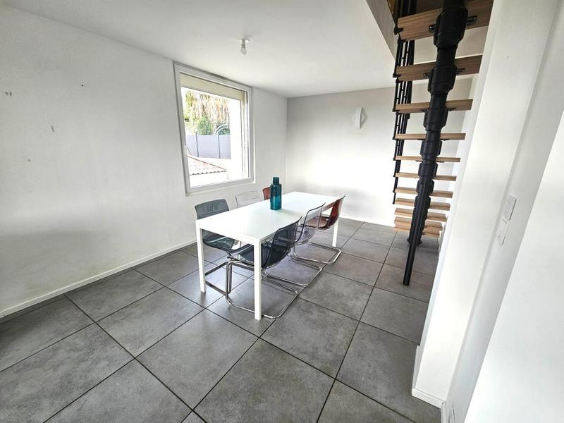 Maison - 197 m² - 5 pièces